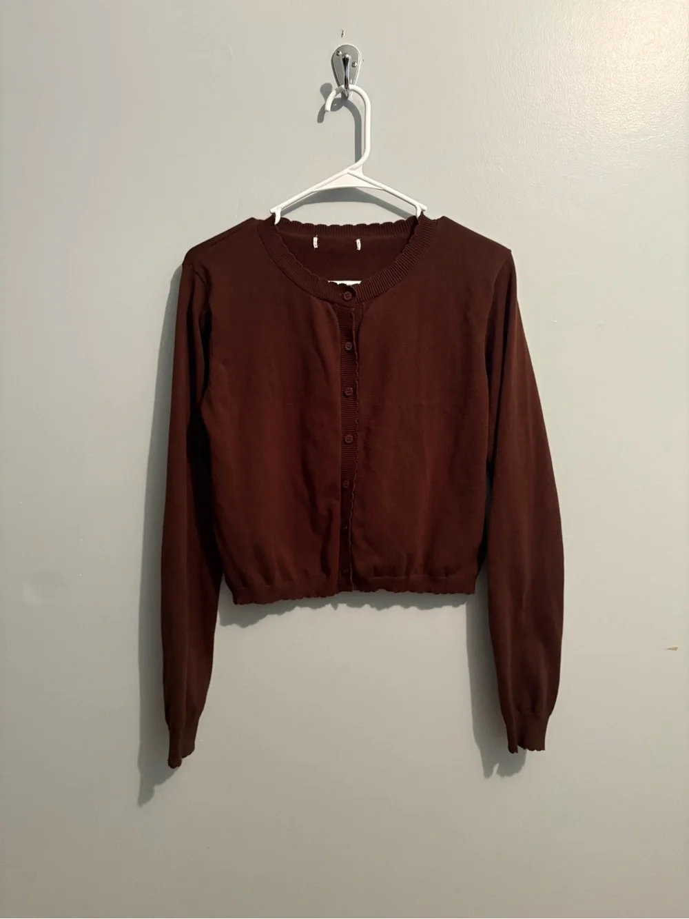 Chocolate Brown Cropped Button-Front Cardigan Scalloped Hem Women’s Size Small - Picture 3 of 8
